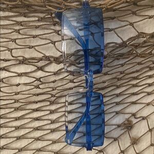 5/$10❤️❤️❤️NEW Retro Stylish Blue Rectangular Sunglasses